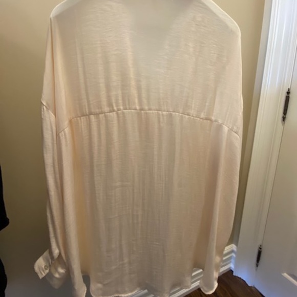 FREE PEOPLE BLOUSE - Picture 3 of 4